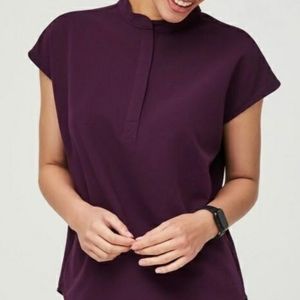 wearfigs Women's Deep Purple Oversized Rafaela Scrub Top